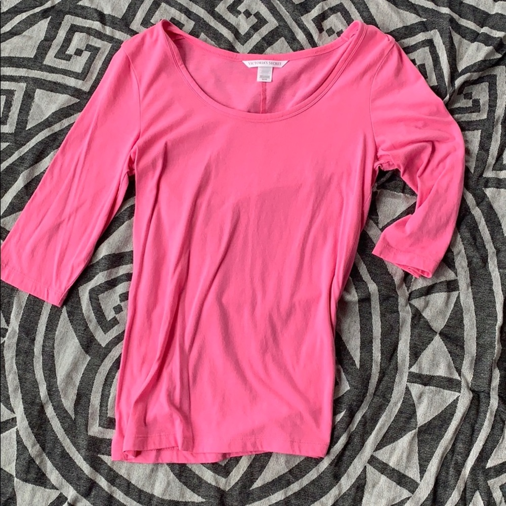 Victoria’s Secret 3/4 sleeve tee